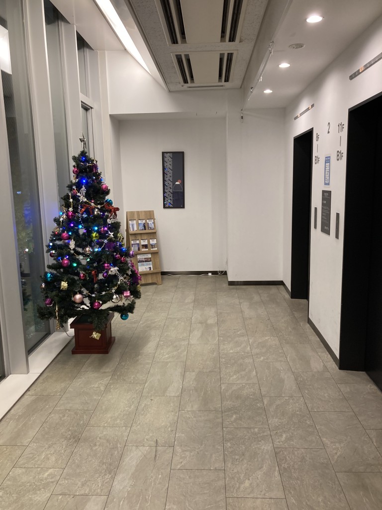 トーセイホテルココネ上野　クリスマスツリー