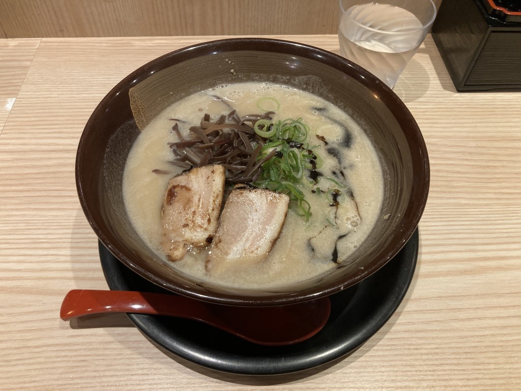 熊本ラーメン　伝
